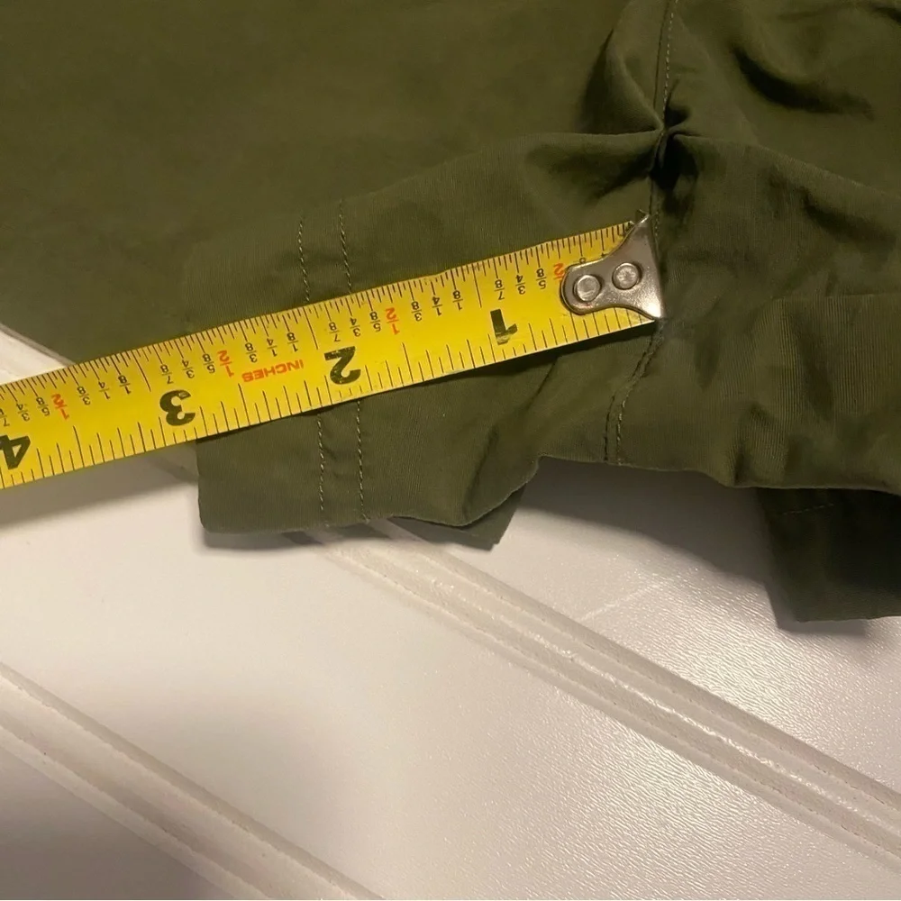 DSG Women’s Olive Shorts with Pockets and Drawstring Size Medium